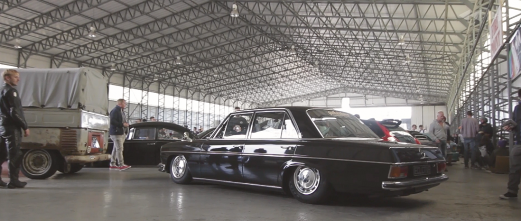 James_1969_Mercedes_W114_07